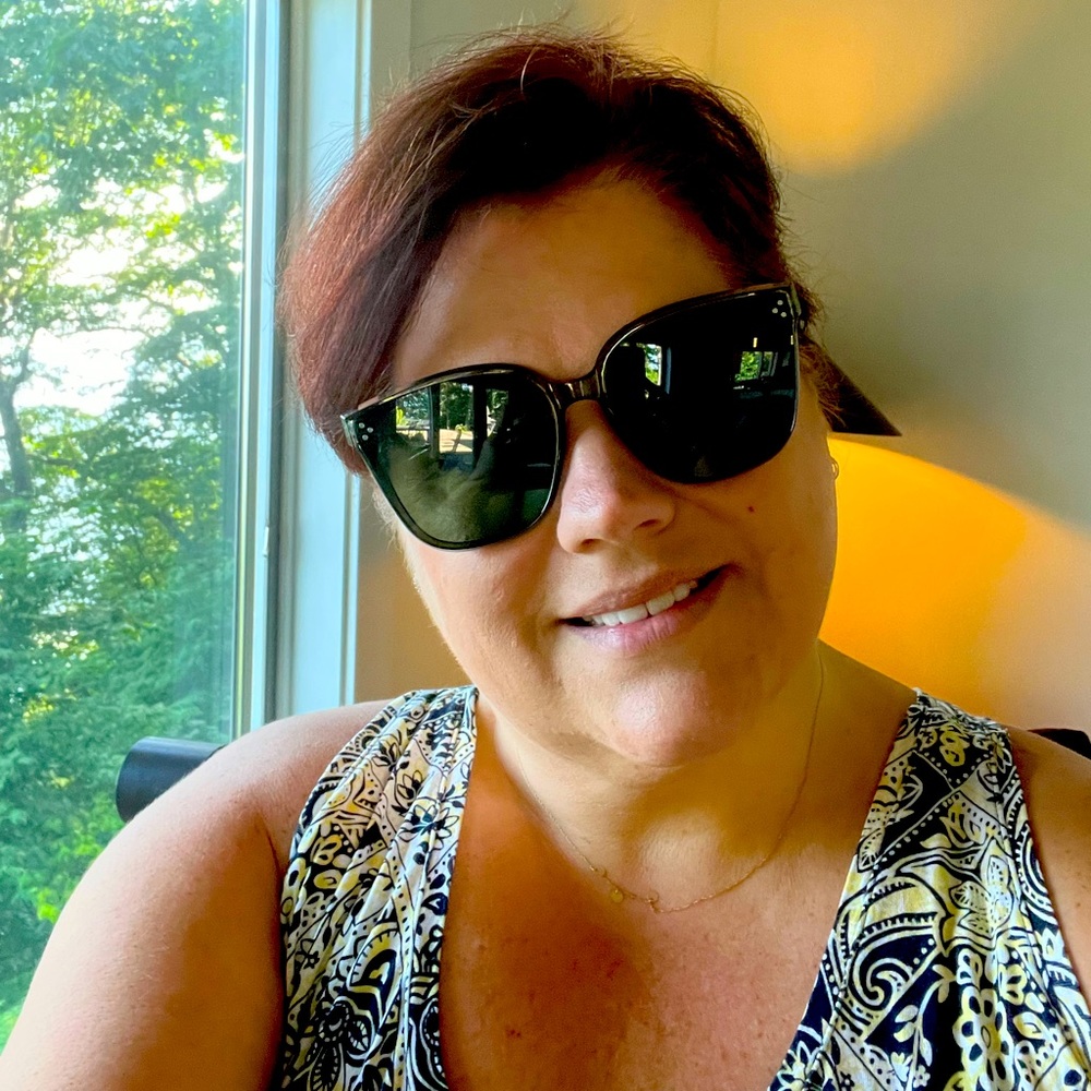 Meet your Posher, Cathy